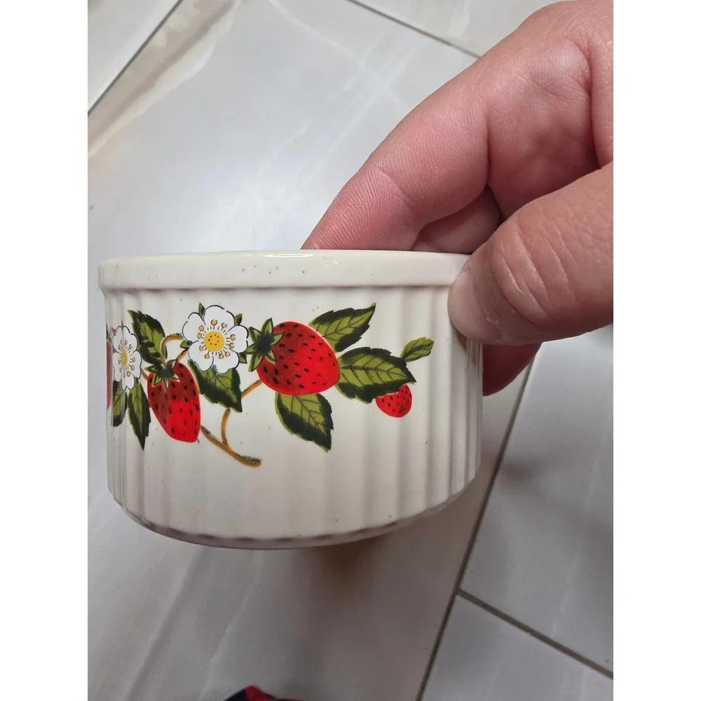 Sheffield Strawberries n Cream Stoneware Ramekin Souffle Dish Set of 3 Japan H3